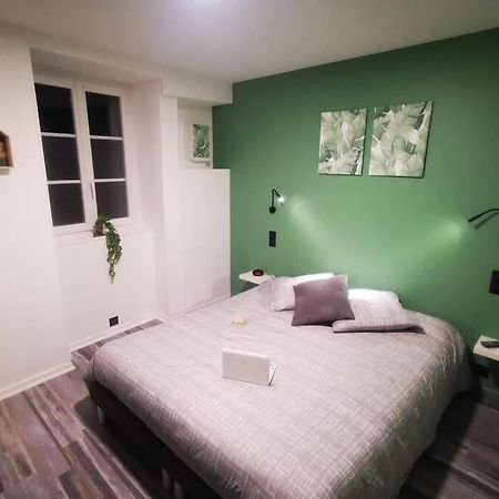 Au Numero 4 Châteauroux Eksteriør bilde